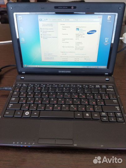 Samsung N150 Нетбук