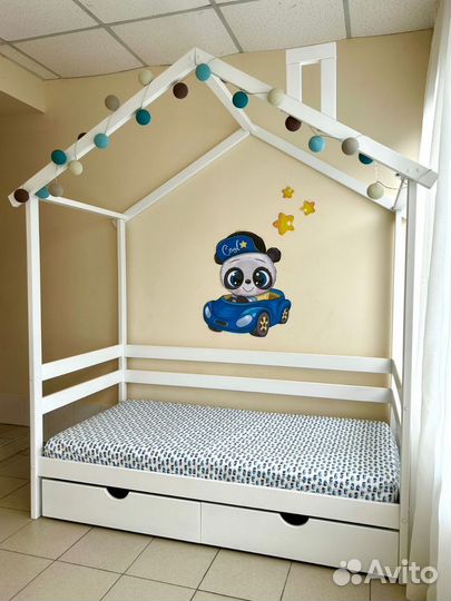 Кровать домик