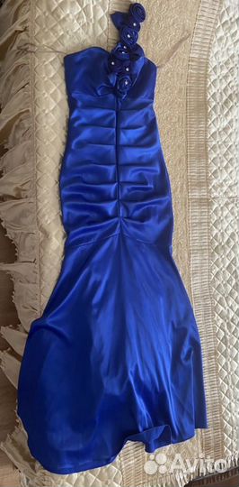 Платье вечернее