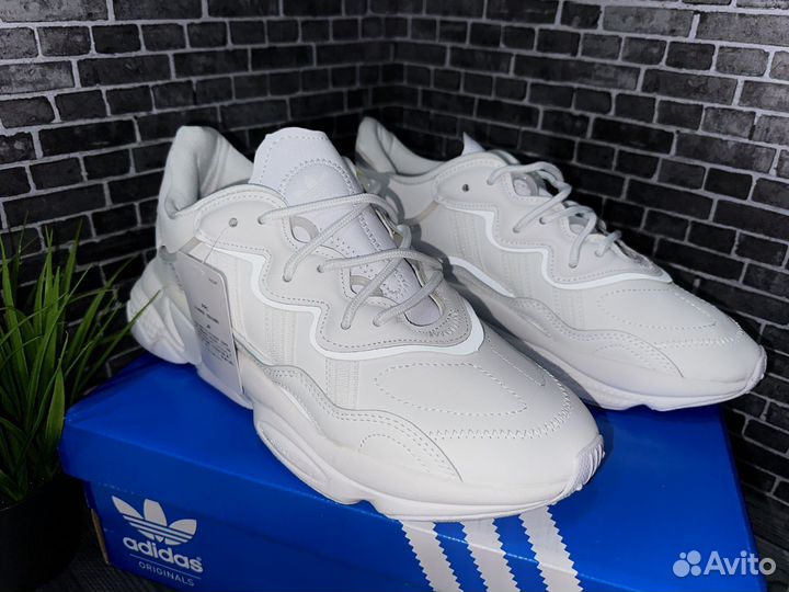 Кроссовки Adidas Ozweego