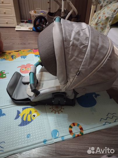 Продам коляску 2 в 1