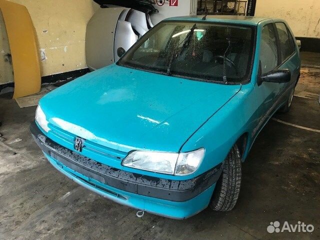 Разбор на запчасти Peugeot 306