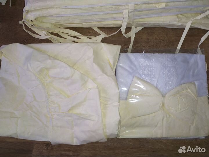 Комплект в детскую кроватку