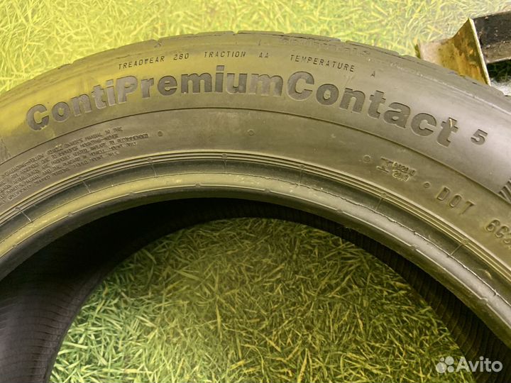 Continental ContiPremiumContact 5 215/55 R17