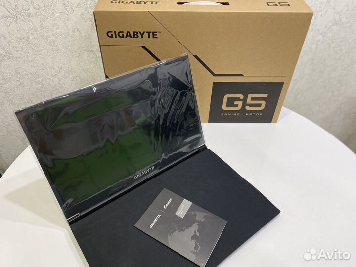 Ноутбук новый