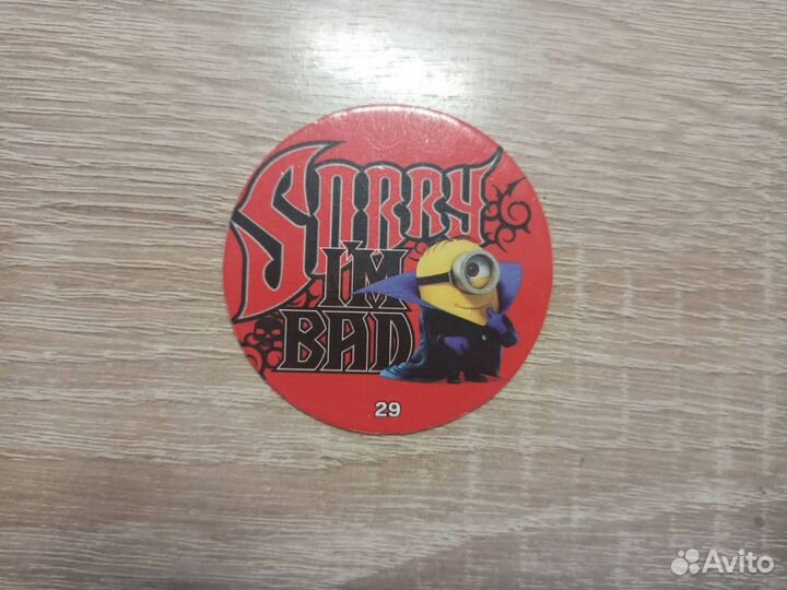 Фигурки и карточки