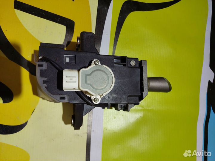 Селектор АКПП Toyota Prius 20