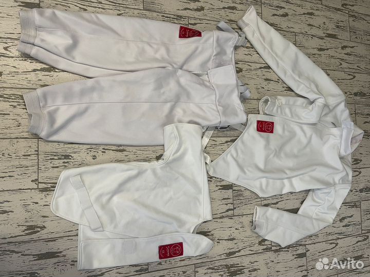 Костюм для фехтования