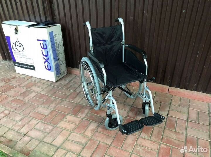 Инвалидное кресло коляска новая