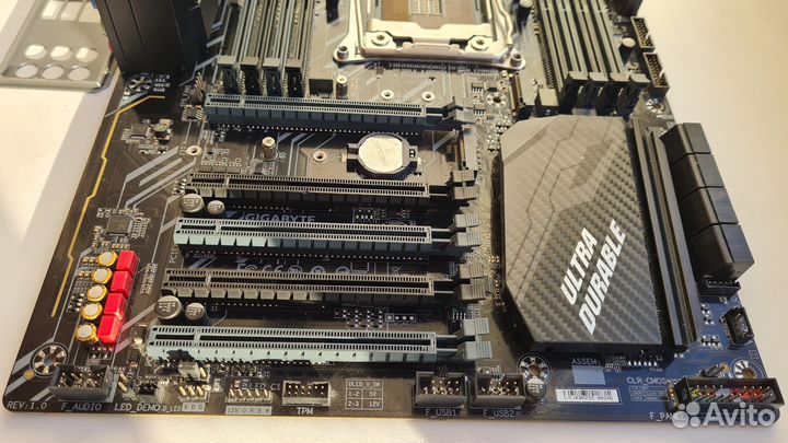 Gigabyte X299 UD4 Pro сокет LGA2066