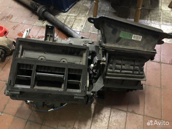 Отопитель салона Geely Emgrand Ec7