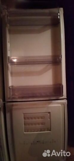 Холодильник hotpoint ariston бу
