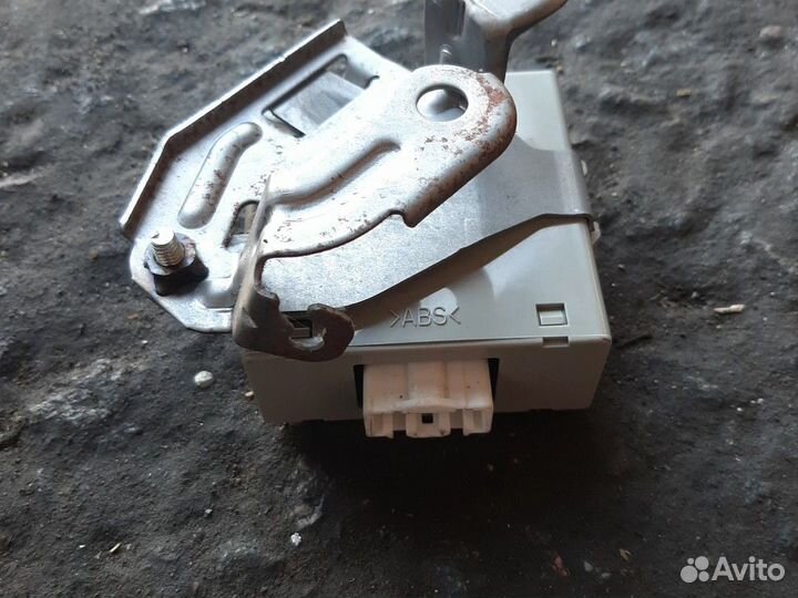 Блок управления 4WD Мицубиси Аутлендер XL