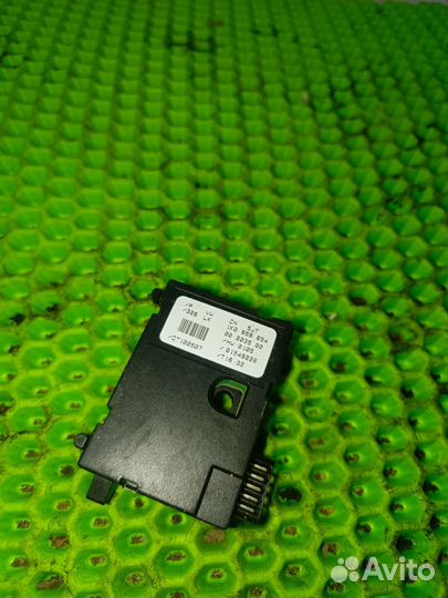 Датчик угла поворота рулево VW jetta 5 1K0959654