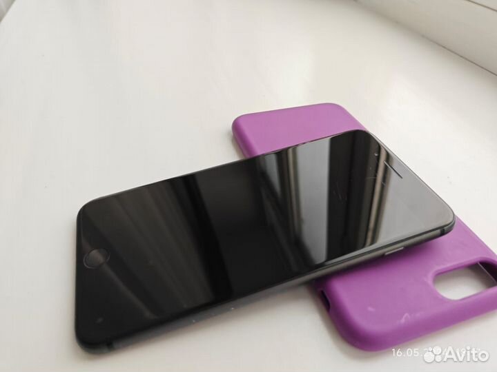 iPhone 8 Plus, 256 ГБ