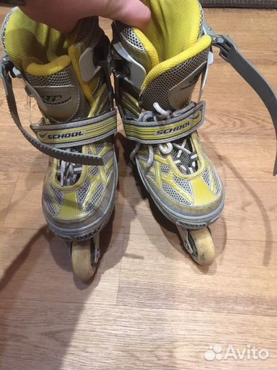 Роликовые коньки