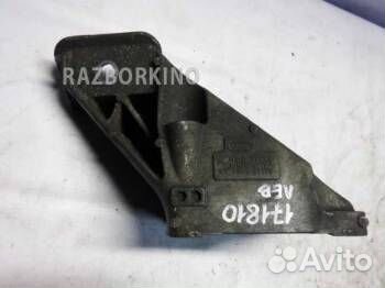 Кронштейн двигателя