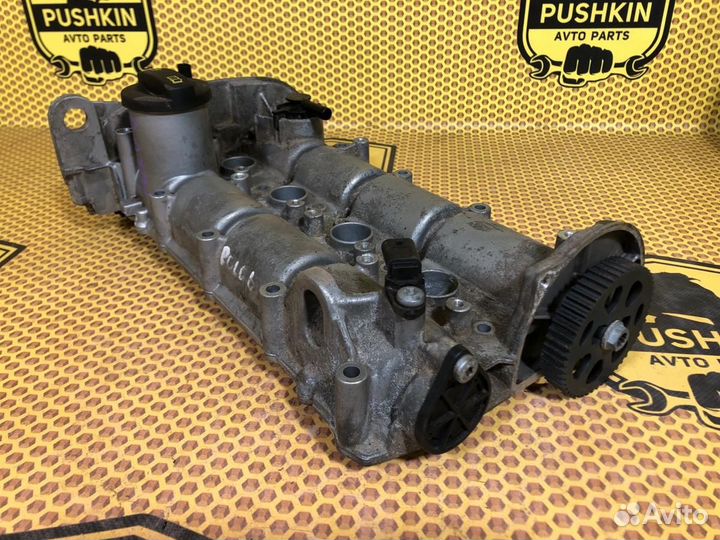 Крышка клапанов головки блока Volkswagen Polo