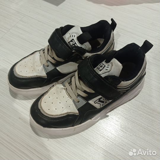 Кроссовки для мальчика