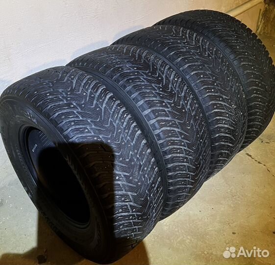 Nokian Tyres Hakkapeliitta 8 SUV 265/65 R17 110Q