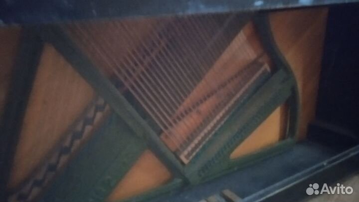 Пианино Сура на запчасти