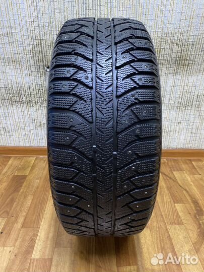 Bridgestone Ice Cruiser 7000S 235/55 R17