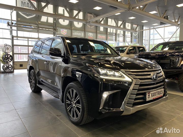 Lexus LX 4.5 AT, 2016, 196 376 км