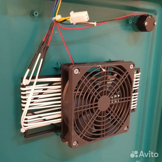 Инкубатор для яиц автоматический