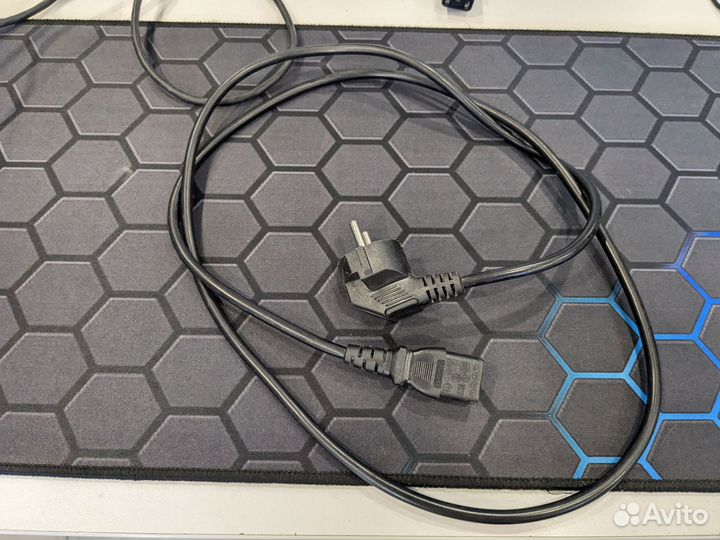 Кабель питания для компьютера