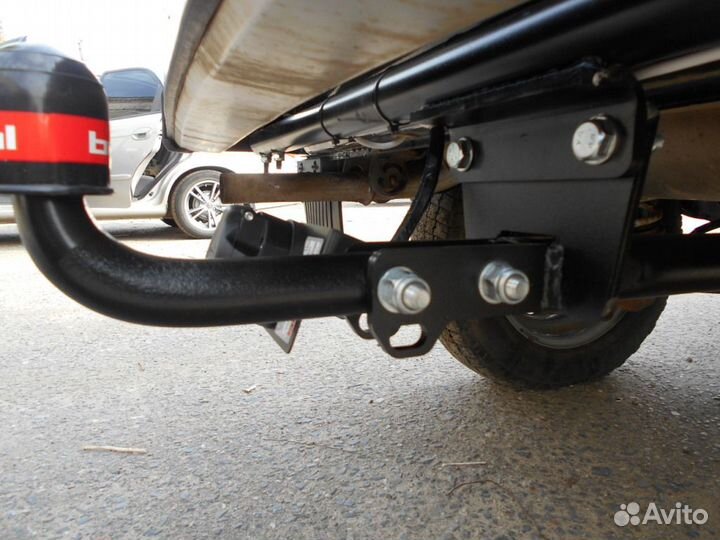 Фаркоп для Ваз-212140 Нива с 2014г. Bosal съемный