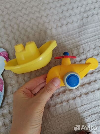 Пакет книг и игр