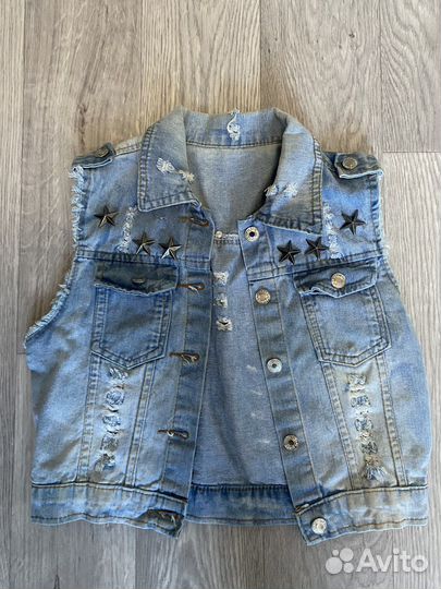 Жилетка джинсовая