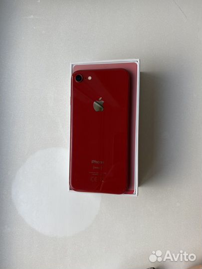 Телефон iPhone 8 64 gb