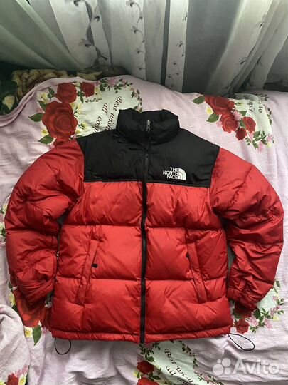 Пуховик the north face 700