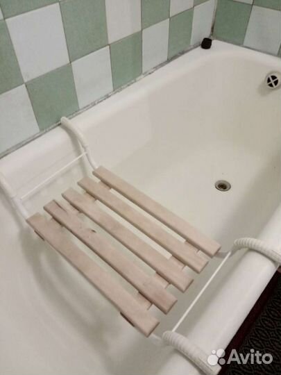 Сиденье на ванну