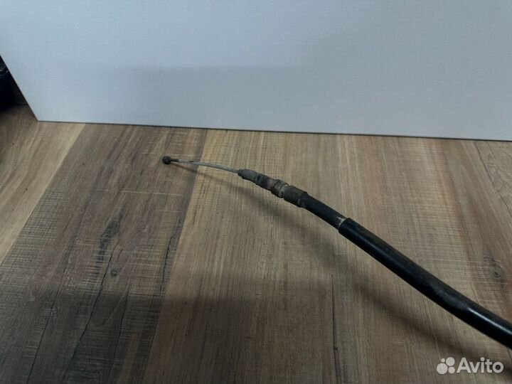 Трос ручника лквый BMW X5 E70