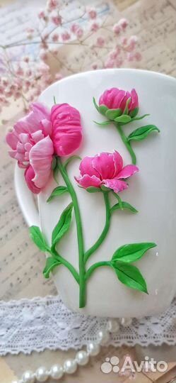 Кружка с декором из полимерной глины