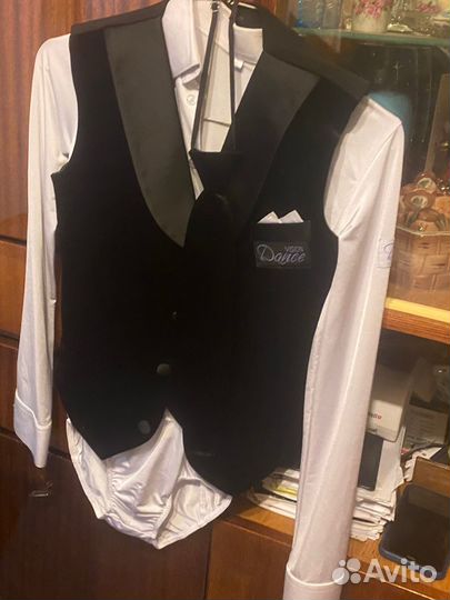 Костюм на Ю1 для бальных танцев