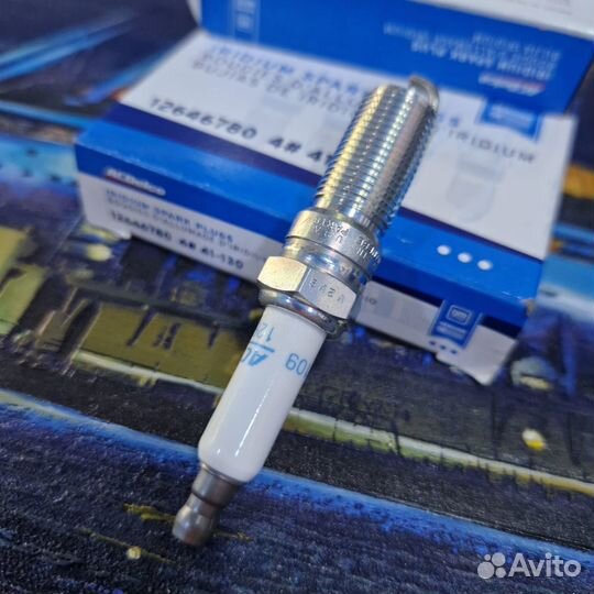 Свеча зажигания Cadillac XT5 41-130