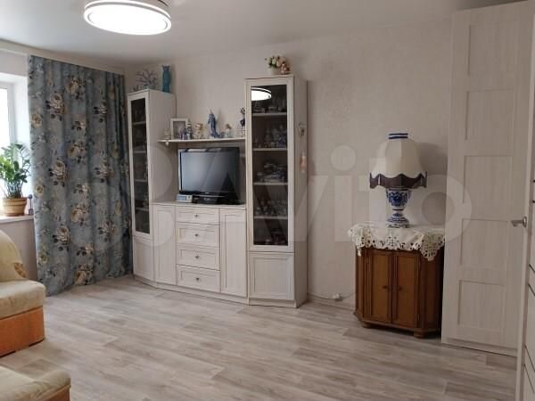 1-к. квартира, 37 м², 2/10 эт.