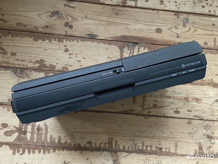 Портативный видеомагнитофон Laptop Hitachi Япония