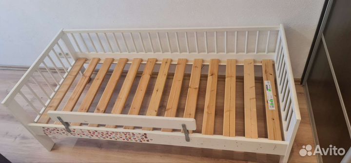 Детская кровать IKEA с матрасом