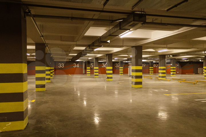 Машиноместо, 18 м²