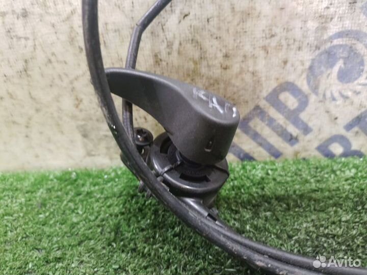 Ручка открывания капота Renault Fluence седан 1.6