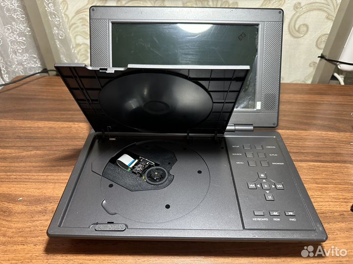 DVD плеер BBK PL911TI