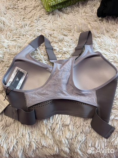 Топ спортивный adidas by Stella Mccartney