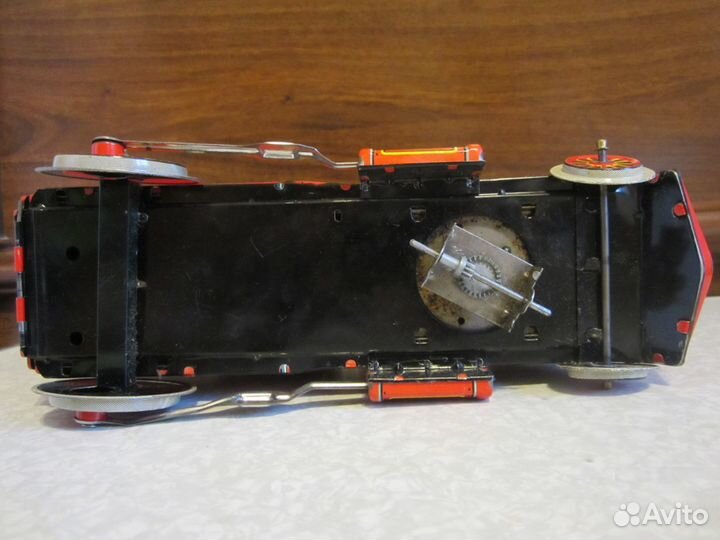 Паровоз. венгрия.жесть. из 70-х