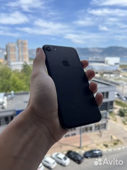 iPhone 7, 128 ГБ