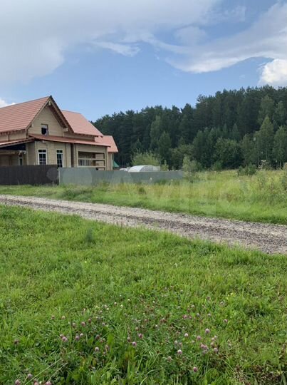 Дом 198 м² на участке 7 сот.