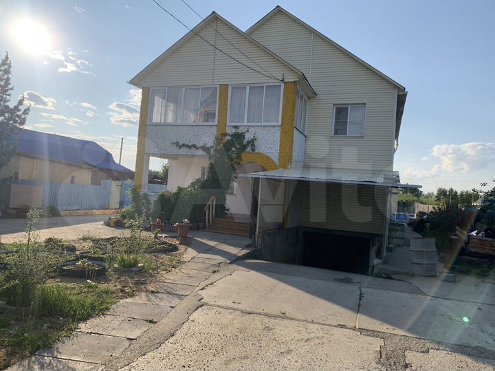 Дом 301,6 м² на участке 23 сот.